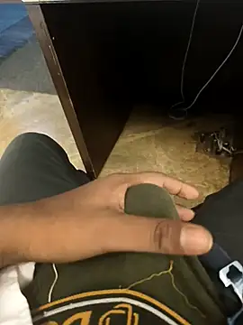 hotboy43339 online show from 10-20-25, 02:46