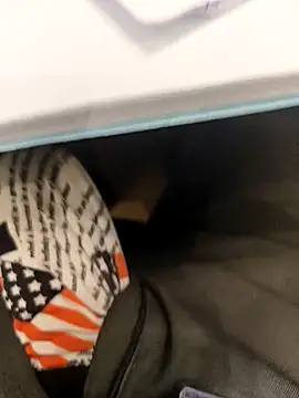 Snapshot of hotboy43339 chatting on 11-25-25, 06:03 hotboy43339 online show from 11-25-25, 06:03