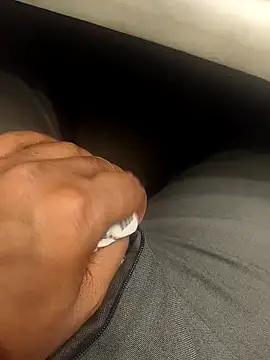 Snapshot of hotboy43339 chatting on 02-11-26, 08:58 hotboy43339 online show from 02-11-26, 08:58