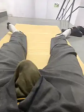 Snapshot of hotboy43339 chatting on 11-06-25, 05:17 hotboy43339 online show from 11-06-25, 05:17