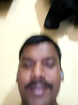 Snapshot of hotboy43339 chatting on 10-25-25, 04:33 hotboy43339 online show from 10-25-25, 04:33