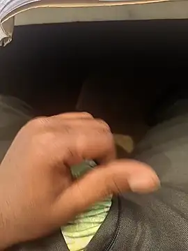 Snapshot of hotboy43339 chatting on 01-09-26, 04:19 hotboy43339 online show from 01-09-26, 04:19