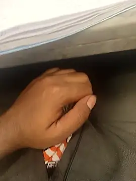 Snapshot of hotboy43339 chatting on 12-16-25, 10:19 hotboy43339 online show from 12-16-25, 10:19