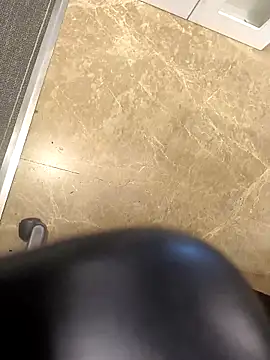 Snapshot of hotboy43339 chatting on 03-02-26, 06:58 hotboy43339 online show from 03-02-26, 06:58