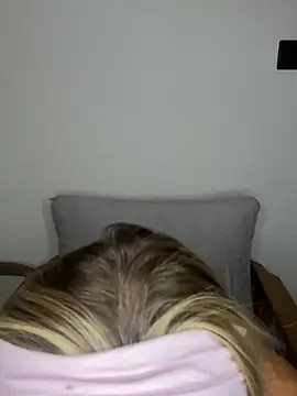 auriangel online show from 04-17-26, 10:12