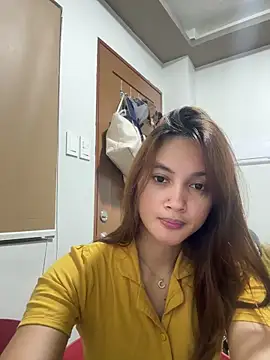 LanySylvia online show from 11-13-25, 04:11