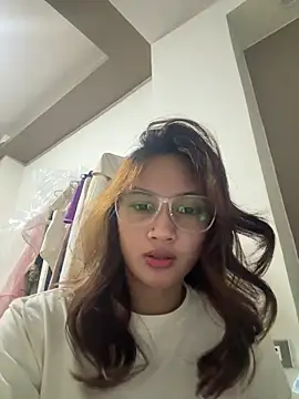 LanySylvia online show from 04-03-26, 06:53