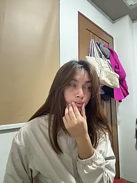 LanySylvia online show from 10-30-25, 03:31