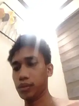 charlie0728 online show from 10-29-25, 01:15