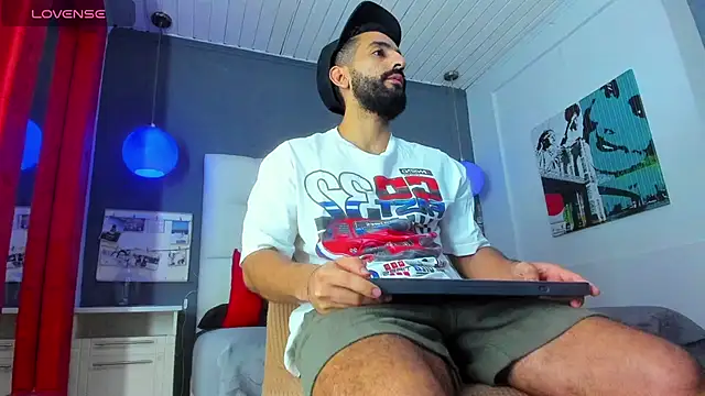 Yiyo10  online show from 02-15-26, 04:35