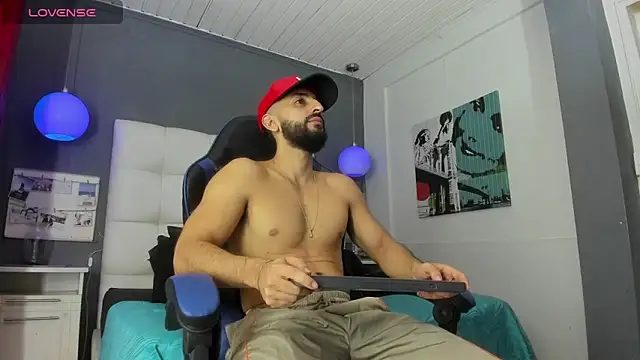 Yiyo10  online show from 02-19-26, 04:31