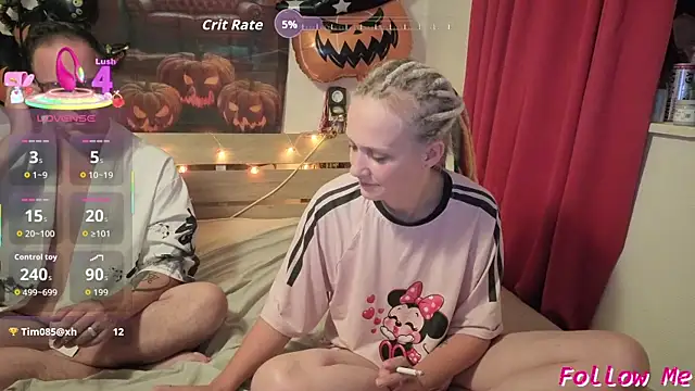 lisa yummi online show from 10-19-25, 08:11