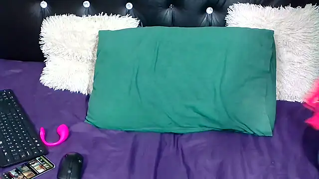 Wild RoseXX online show from 09-23-25, 05:53