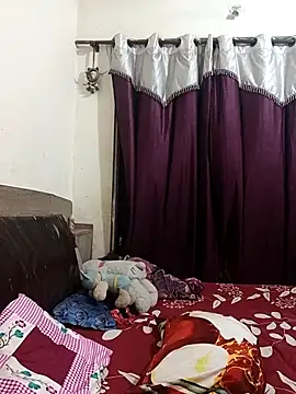 MEERAcle online show from 03-12-26, 02:21