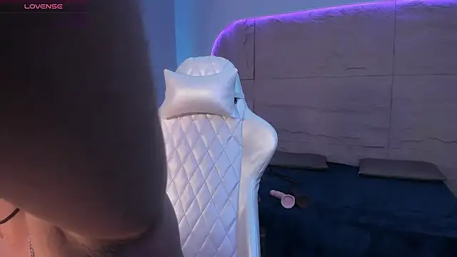 Snapshot of ZahaRose chatting on 09-29-25, 11:21 ZahaRose online show from 09-29-25, 11:21