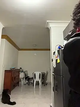 ZahaRose online show from 11-19-25, 04:01