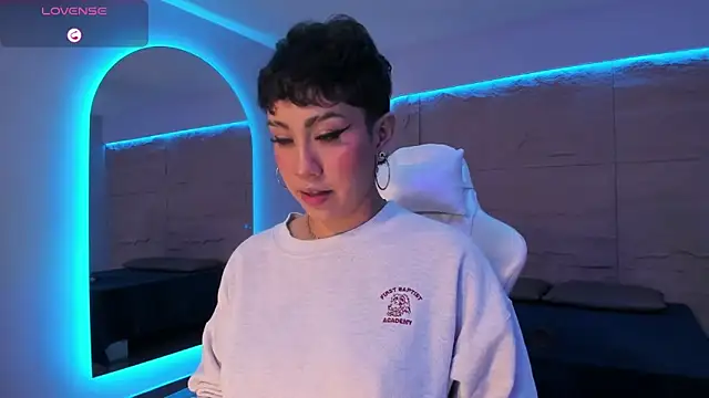 Snapshot of ZahaRose chatting on 09-21-25, 08:25 ZahaRose online show from 09-21-25, 08:25