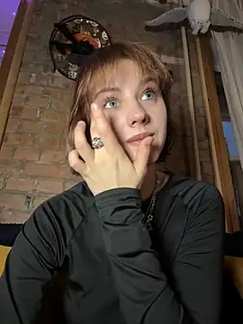 Only April online show from 12-01-25, 06:03