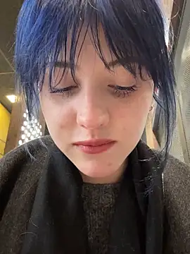 Only April online show from 02-09-26, 10:13