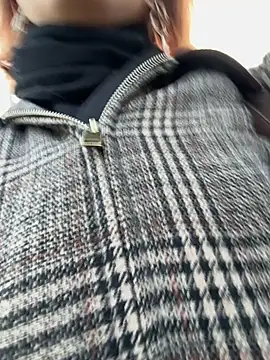 Only April online show from 12-02-25, 11:23