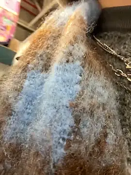 Only April online show from 11-27-25, 05:41