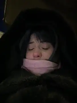 Only April online show from 02-01-26, 05:06