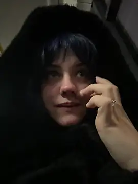 Only April online show from 02-28-26, 04:23