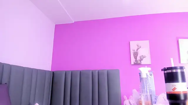 catalina jolie online show from 04-03-26, 08:10