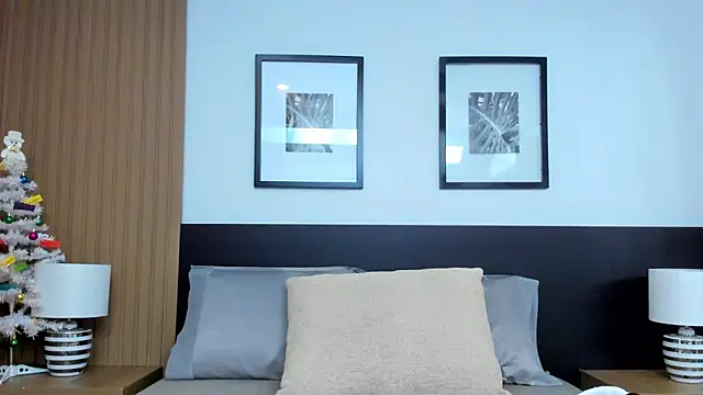 catalina jolie online show from 12-20-25, 04:04