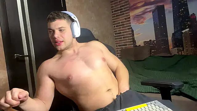 MusclePhantom online show from 03-29-26, 09:16