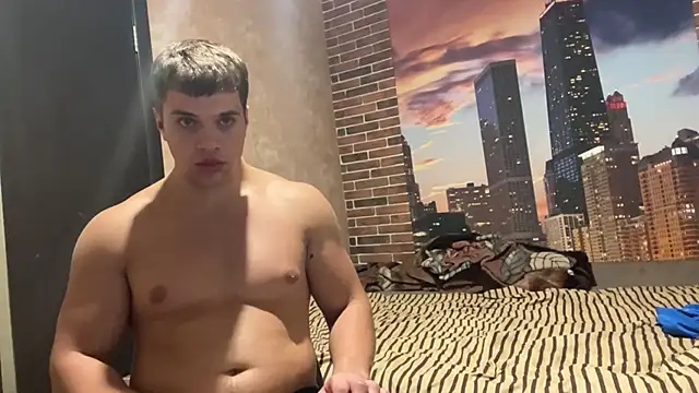 MusclePhantom online show from 09-13-25, 10:54