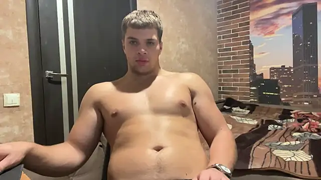 MusclePhantom online show from 09-11-25, 08:53