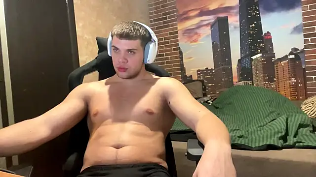 MusclePhantom online show from 02-24-26, 10:21