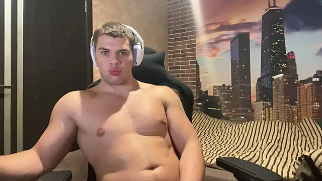 MusclePhantom online show from 11-01-25, 09:19