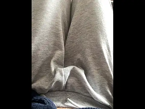 Snapshot of wwwiiilll chatting on 02-21-26, 10:17 wwwiiilll online show from 02-21-26, 10:17