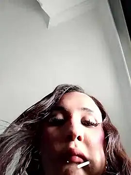 Snapshot of Sammy_dool chatting on 10-16-25, 01:41 Sammy dool online show from 10-16-25, 01:41