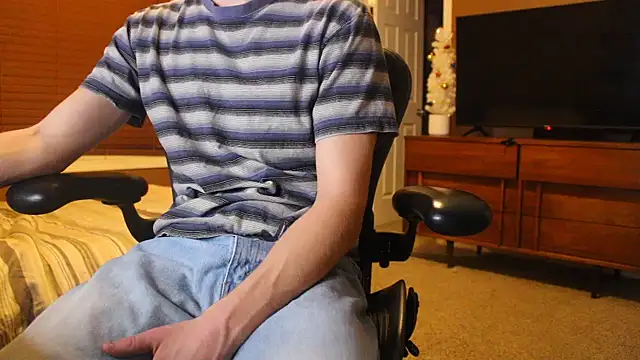 Snapshot of jjjjjfive chatting on 12-04-25, 03:16 jjjjjfive online show from 12-04-25, 03:16