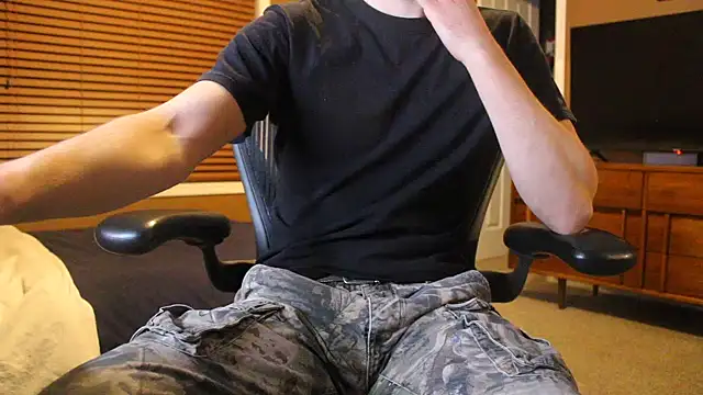 Snapshot of jjjjjfive chatting on 02-19-26, 02:19 jjjjjfive online show from 02-19-26, 02:19