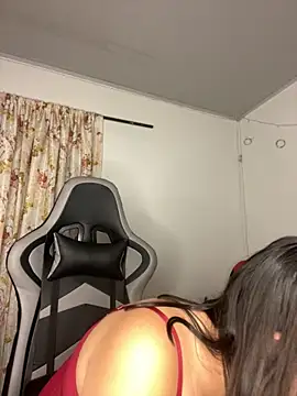 Snapshot of Katty_B00 chatting on 09-20-25, 03:11 Katty B00 online show from 09-20-25, 03:11