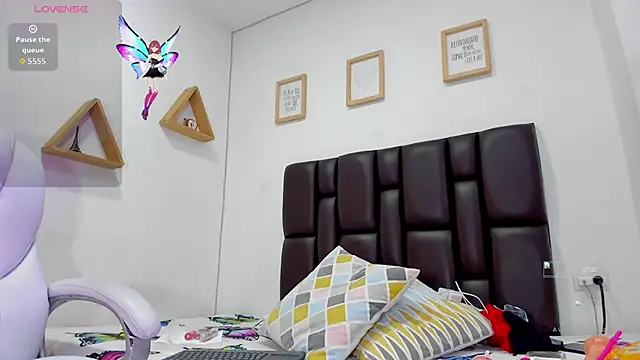 miiarod online show from 10-22-25, 07:46