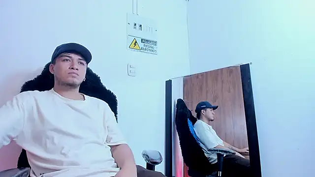 juanmechanic  online show from 09-23-25, 07:32