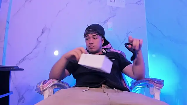 juanmechanic  online show from 04-10-26, 04:52