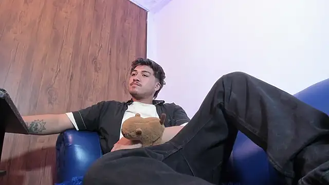 juanmechanic  online show from 02-04-26, 04:51