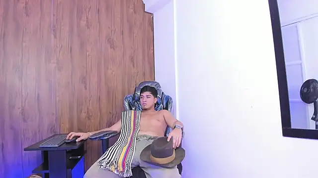 juanmechanic  online show from 10-11-25, 03:18