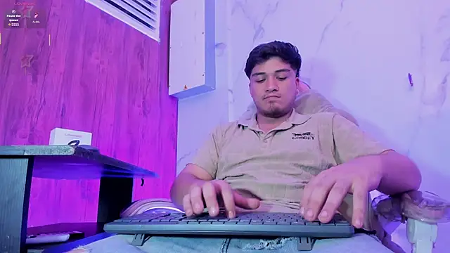 juanmechanic  online show from 07-08-26, 12:57