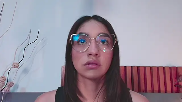 IvyJhons online show from 09-19-25, 11:47