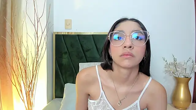 IvyJhons online show from 11-29-25, 12:16