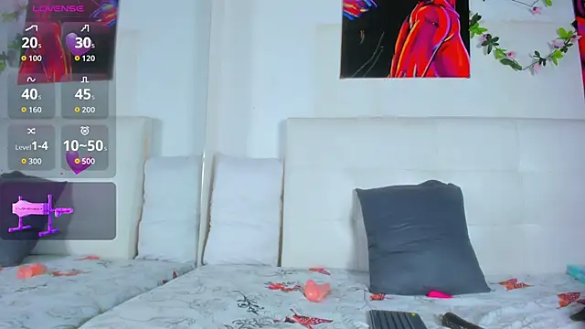 Snapshot of Lucia78couple chatting on 01-07-26, 08:58 Lucia78couple online show from 01-07-26, 08:58