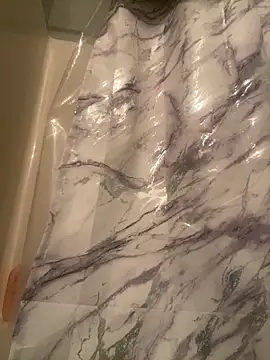 huhgtr online show from 12-17-25, 04:50