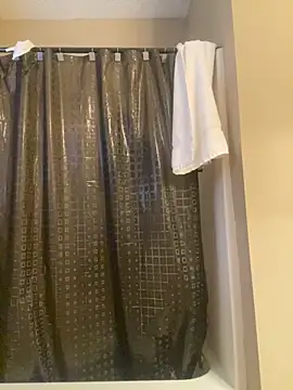 huhgtr online show from 11-26-25, 05:24